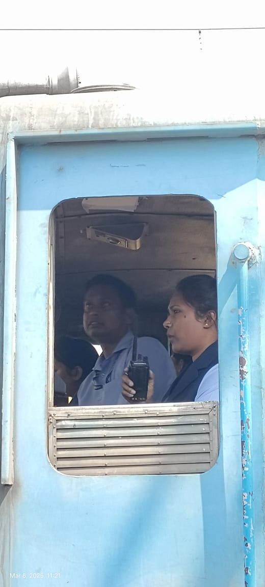 समस्तीपुर: महिला दिवस के अवसर पर मंडल रेल में महिलाओं की शानदार भागीदारी 5