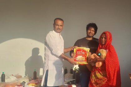 समस्तीपुर: भाजपा अल्पसंख्यक मोर्चा के द्वारा  " सौगात ए मोदी " अभियान के तहत उपहार स्वरूप दिया गया  कीट 30