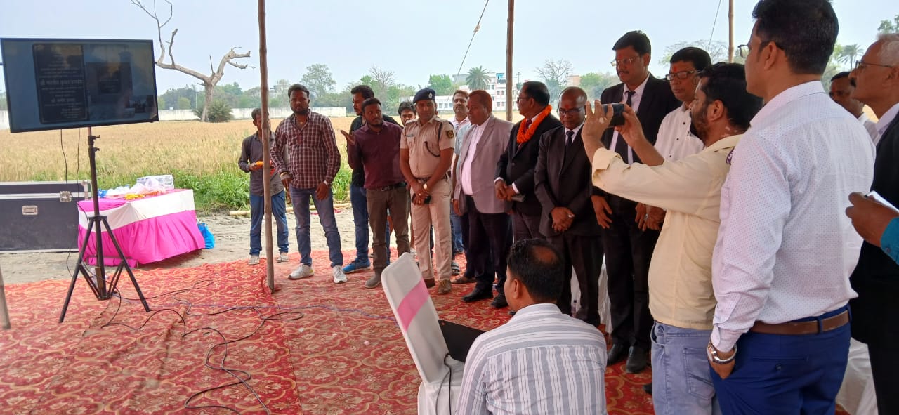 समस्तीपुर : हाईकोर्ट के न्यायमूर्ति नवनीत कुमार पांडेय ने रोसड़ा कोर्ट का किया निरीक्षण 3