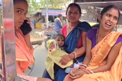 बेगूसराय में बेखौफ अपराधियों ने दिनदहाड़े एक महिला का पर्स छीनकर कर हुआ फरार, लोगो मे मचा हड़कंप 21