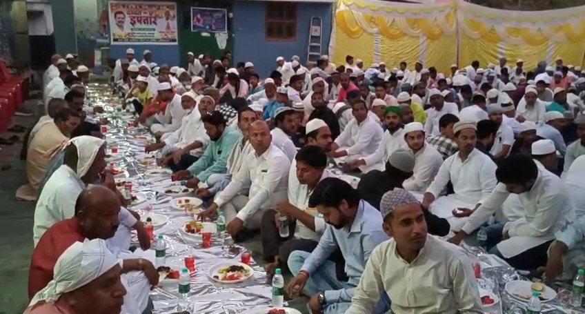 समस्तीपुर: बिहार प्रदेश युवा कांग्रेस के प्रदेश महासचिव एखलकुर रहमान सिद्दीकी आवास परिसर में एक भव्य दावते इफ्तार कार्यक्रम का किया गया आयोजन 4