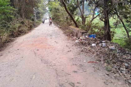 स्कूल व  कॉलेज एवं  दो रेलवे स्टेशन जाने का मार्ग जर्जर, उद्धारक का इंतजार 30
