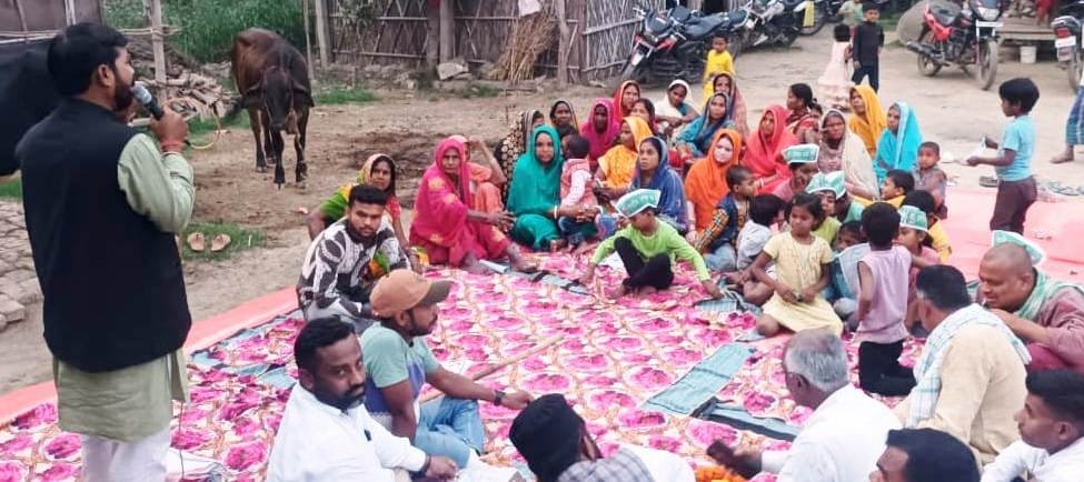 बेगूसराय के बछवाड़ा में युवा चौपाल की तैयारी को लेकर राजद कार्यकर्ताओं ने प्रखंड स्तरीय चौपाल का किया आयोजन 3