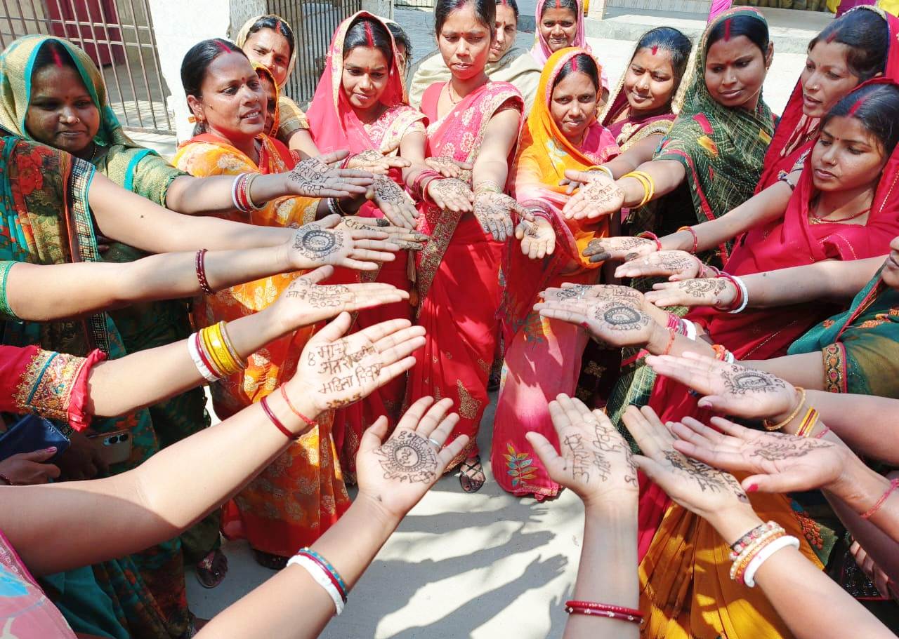 अंतरराष्ट्रीय महिला दिवस पर जीविका के सदस्यों को किया गया सम्मानित 3