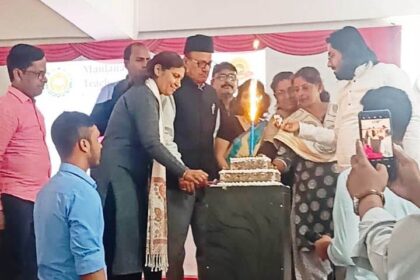 महिलाओं ने इतिहास में हर क्षेत्र में अपनी छाप छोड़ी है, चाहे वह शिक्षा हो, राजनीति हो, विज्ञान हो या खेल का मैदान - डॉ अंजुम वारिस 26