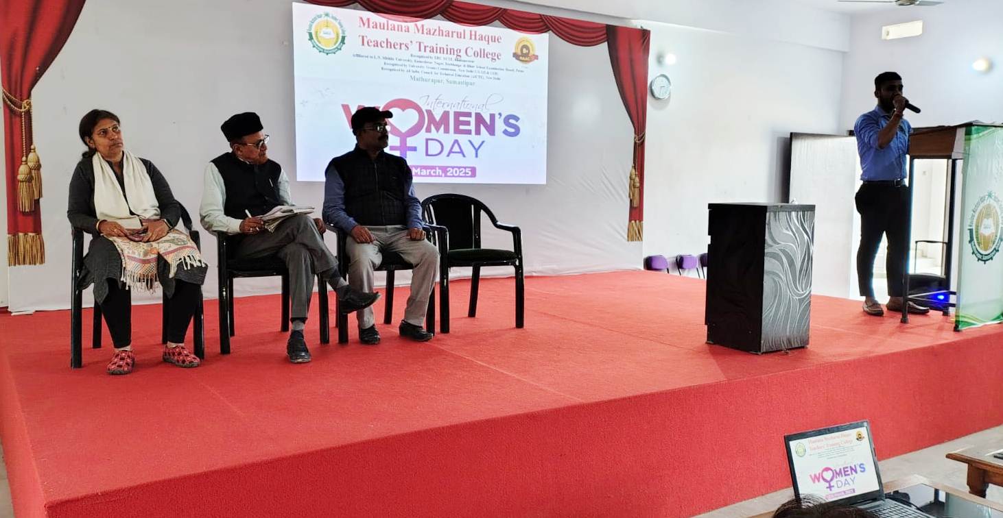महिलाओं ने इतिहास में हर क्षेत्र में अपनी छाप छोड़ी है, चाहे वह शिक्षा हो, राजनीति हो, विज्ञान हो या खेल का मैदान - डॉ अंजुम वारिस 3