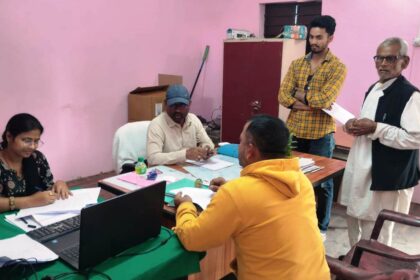 खोदावंदपुर में विद्युत बिल सुधार शिविर का आयोजन 17