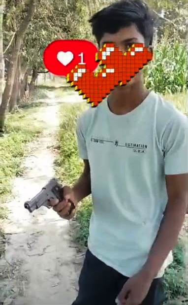 शोशल मिडिया पर हथियार के साथ फोटो वायरल मामले में पुलिस ने युवक को किया गिरफ्तार, भेजा जेल 1