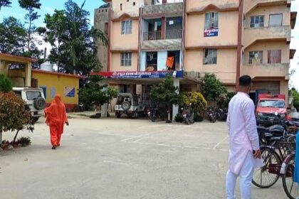 हथियार लहराते वायरल फोटो सत्यापन के बाद आरोपी युवक गिरफ्तार, भेजा जेल 10