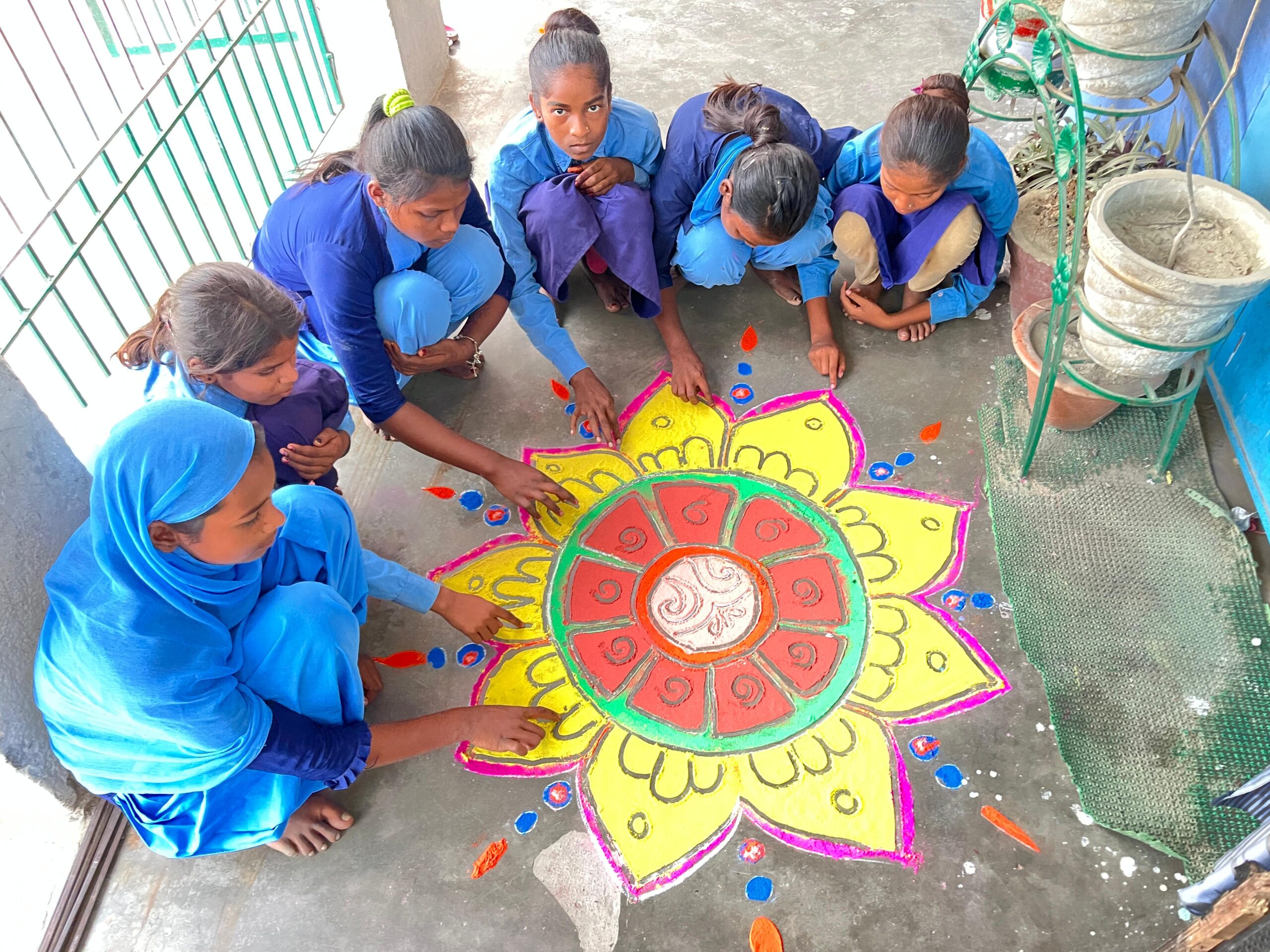 सांस्कृतिक कार्यक्रम के साथ संपन्न हुआ बिहार दिवस, बच्चों ने बिखेरे जलवे 3