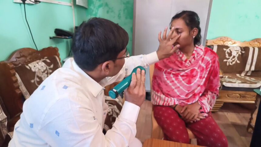नालंदा: बीजेपी नेता अविनाश मुखिया द्वारा अम्बा पंचायत में लगाया गया स्वास्थ्य शिविर 1