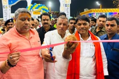माता फ्यूल पैट्रोल पंप बीहट के उद्घाटन समारोह में कई गणमान्योंं ने लिया भाग 4