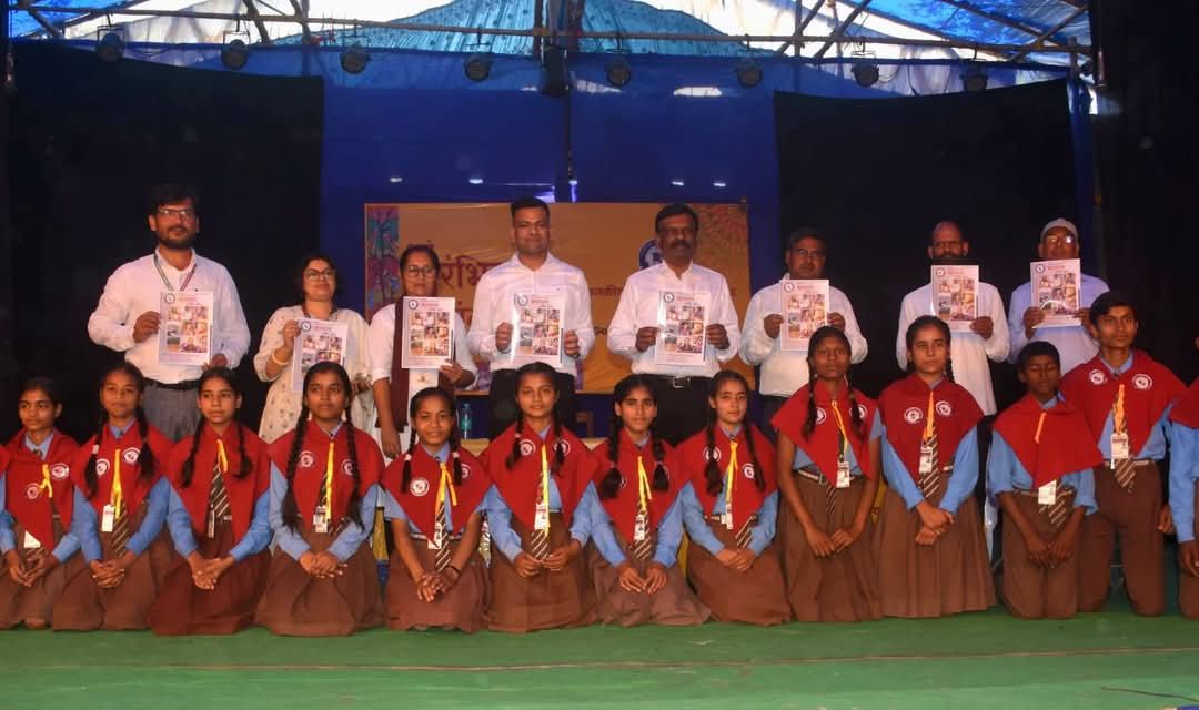 सफलता के लिए हमें अपना मानक स्वयं तय करना होगा और अपने सपनों को साकार करने के लिए निरंतर परिश्रम करना होगा – डॉ एस सिद्धार्थ 6