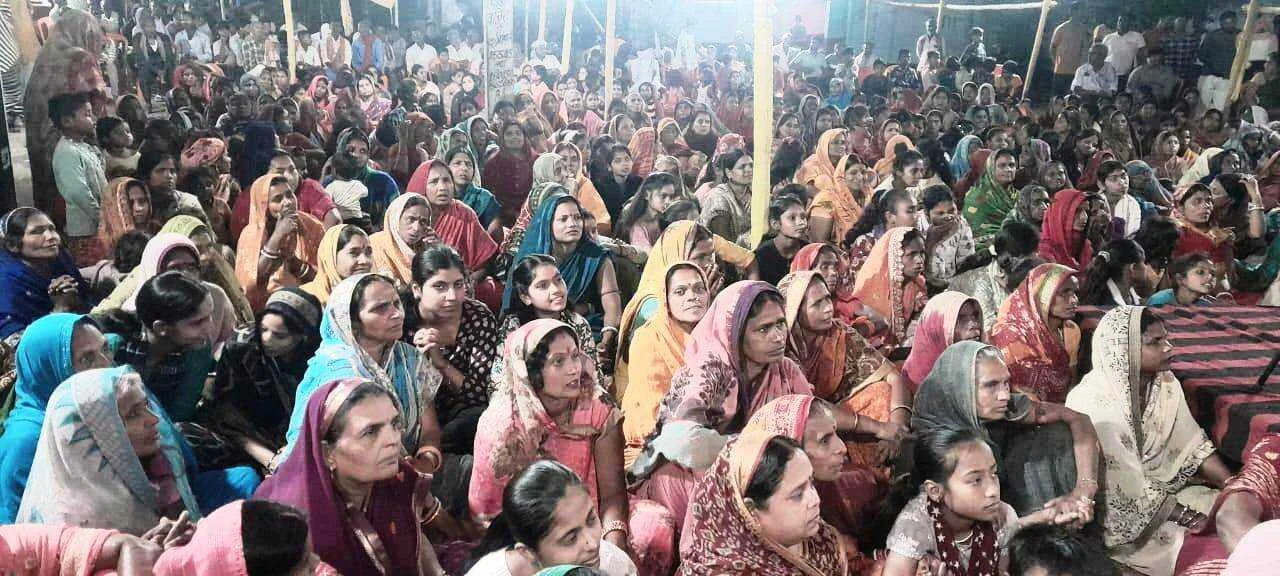 मनुष्य को अपने कर्म के उपरांत जो समय मिले उसी समय में दिल से भगवान को याद कर लेना चाहिए - माधवाचार्य जी महराज  3
