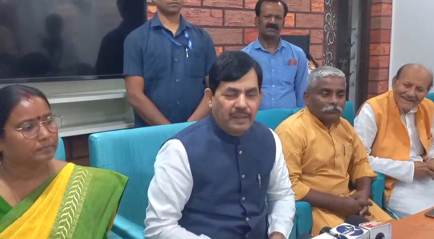 वक्फ बिल समर्थन करने पर पूर्व केंद्रीय मंत्री और बीजेपी के राष्ट्रीय प्रवक्ता शाहनवाज हुसैन को जान से मारने की धमकी 2