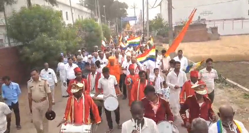 नालंदा: महावीर स्वामी की जन्मभूमि कुंडलपुर में श्रद्धा-भक्ति के साथ निकली भव्य रथ  यात्रा 3