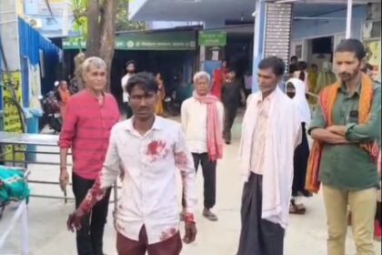 बेगूसराय में तेज रफ्तार ट्रक ने बाइक पर सवार पति और पत्नी को कुचला, हादसे में पत्नी की घटनास्थल पर ही दर्दनाक मौत, पति बाल बाल बच बचे 30