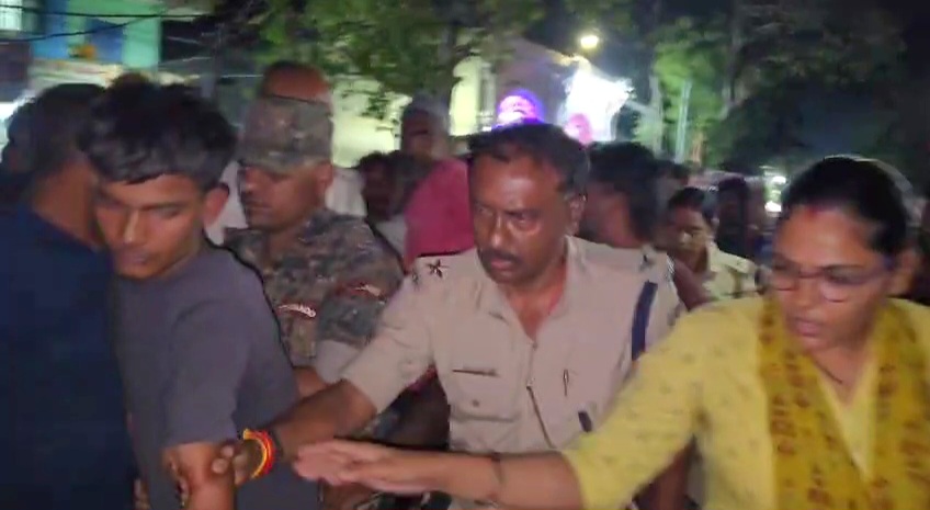 बेगूसराय मे अपराधियों ने एक युवक को पीट-पीट कर किया निर्मम तरीके से हत्या, इलाके में फैली सनसनी 4