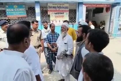 बेगूसराय में जमीनी विवाद में एक कलयुगी भतीजे ने अपने ही चाचा एवं चचेरे भाई सहित तीन लोगो को पिटाई कर किया घायल 17