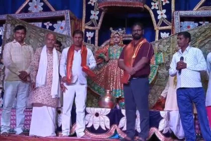नालंदा: पंद्रह दिवसीय धार्मिक धार्मिक अनुष्ठान में की राजद नेता सह समाजसेवी ने की शिरकत, रासलीला के संरक्षण पर दिया बल 21