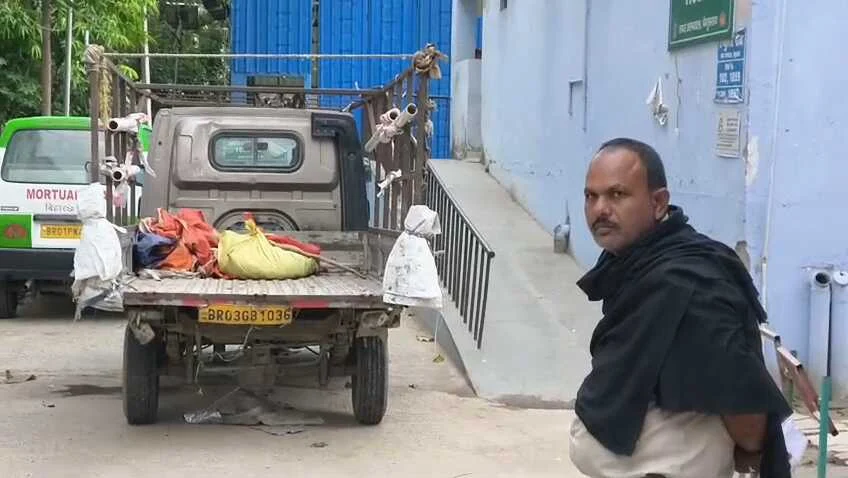 बेगूसराय मे अज्ञात वाहन की चपेट में आने से एक व्यक्ति की मौत,पुलिस शव की शिनाख्त में जुटी 11