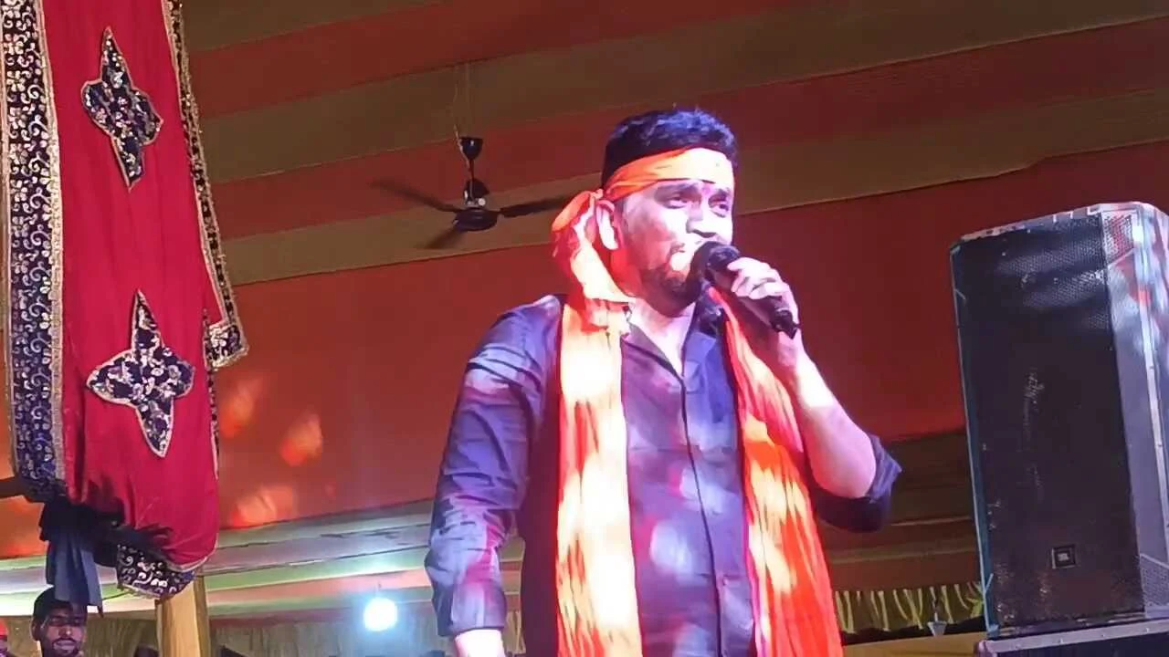 नालंदा:भोजपुरी गायक गुंजन सिंह ने खुले मंच से पाकिस्तान को दी कड़ी चेतावनी - कहा हम 28 का बदला 280 से लेंगे 3