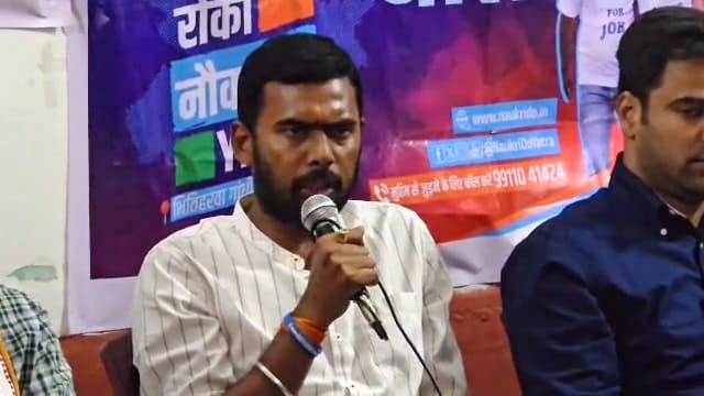 कांग्रेस के राष्ट्रीय अध्यक्ष राहुल गांधी के बेगुसराय जिले में आगमन को लेकर तैयारी पुरी,जगह जगह राहुल के साथ कन्हैया का लगा है बैनर 3