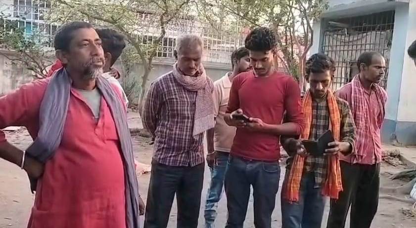 दसवीं की छात्रा ने फांसी लगाकर किया आत्महत्या, मैट्रिक की परीक्षा में थर्ड डिविजन से थी नाराज 5