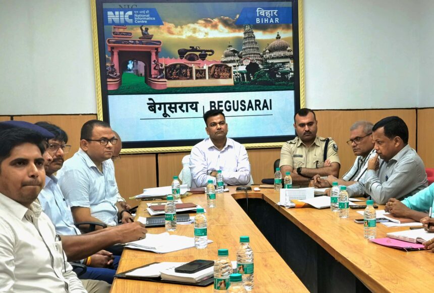 जिलाधिकारी बेगूसराय  ने सरकारी भवन को पीला रंग से रंग रोगन नहीं करने को लेकर सभी पदाधिकारी को दिया निर्देश 1