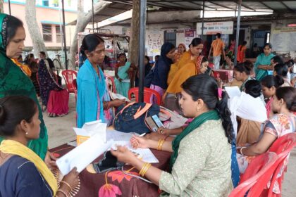 प्राथमिक स्वास्थ्य केन्द्र भगवानपुर में 55 गर्भवती महिलाओं का किया गया स्वास्थ्य परीक्षण   25