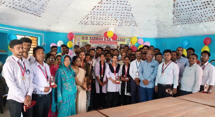 बीएड व डीएलएड के प्रशिक्षुओं को अवलोकन कक्षा समाप्ति के उपरांत दी गई विदाई 1