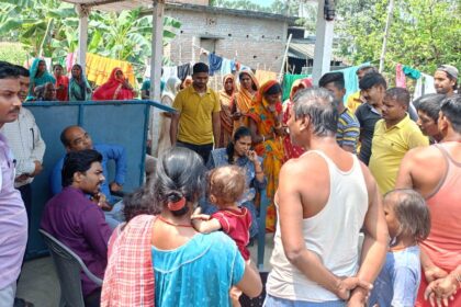 भीम समग्र सेवा अभियान को लेकर अधिकारी कर रहे दलित मुहल्लों में बैठक 23