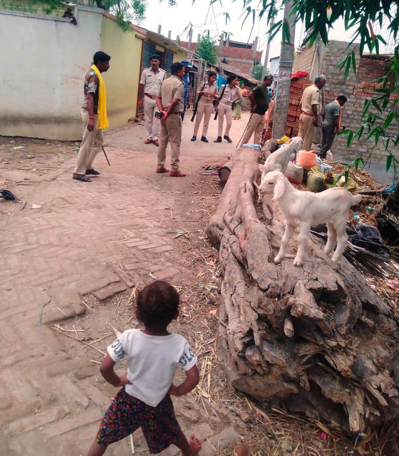 वीरपुर पुलिस ने ससुरी गांव में किया 300 लीटर अर्धनिर्मित शराब विनष्ट 3