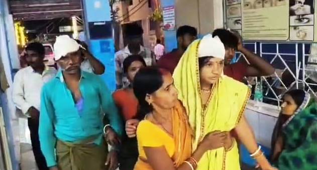 बेगूसराय में बच्चों के विवाद को लेकर दो पक्षों के बीच जमकर मारपीट, दो महिला समेत छह लोग गंभीर रूप से घायल 2