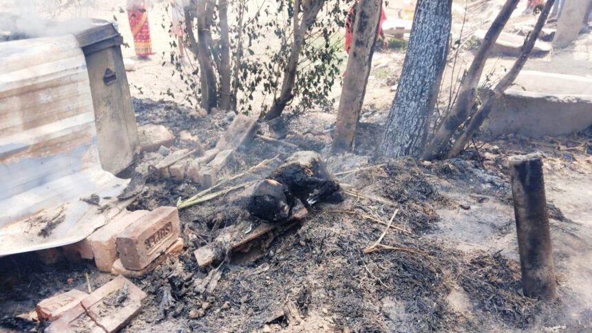 मुजफ्फरपुर में बिजली की चिंगारी से उठी आग में 4 मासूम जिंदा जले, 40 घर स्वाहा 1