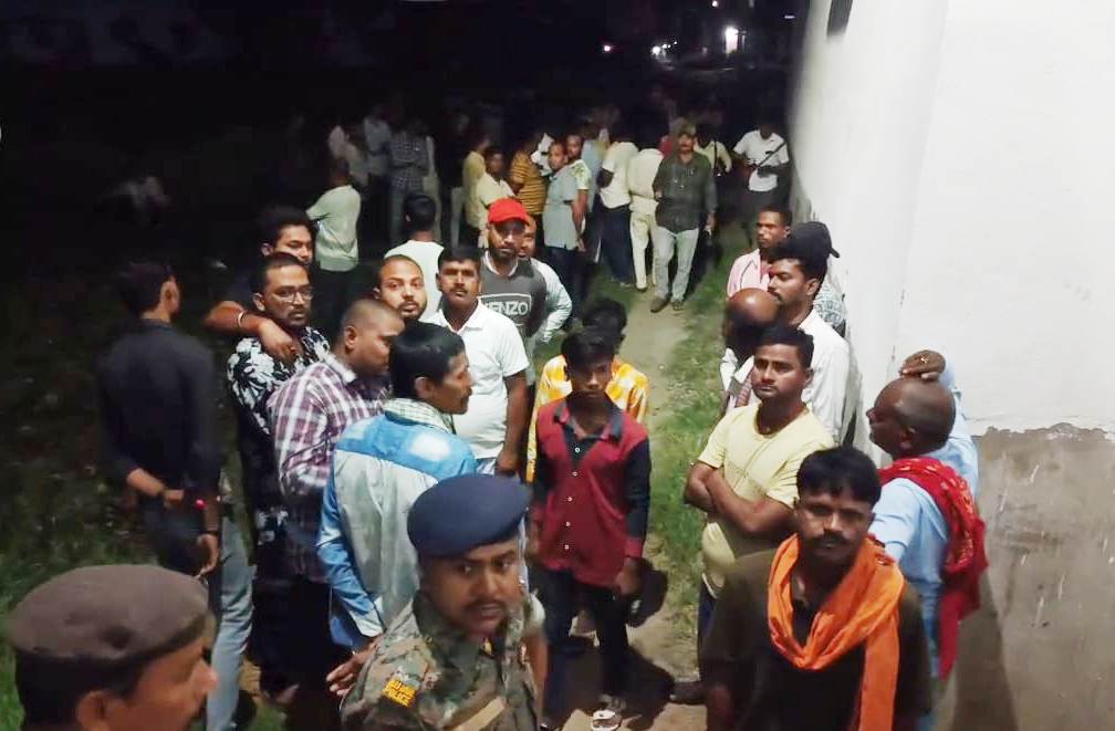 सनकी आशिक ने प्रेमिका और उसकी मां की गोली मारकर किया हत्या 4