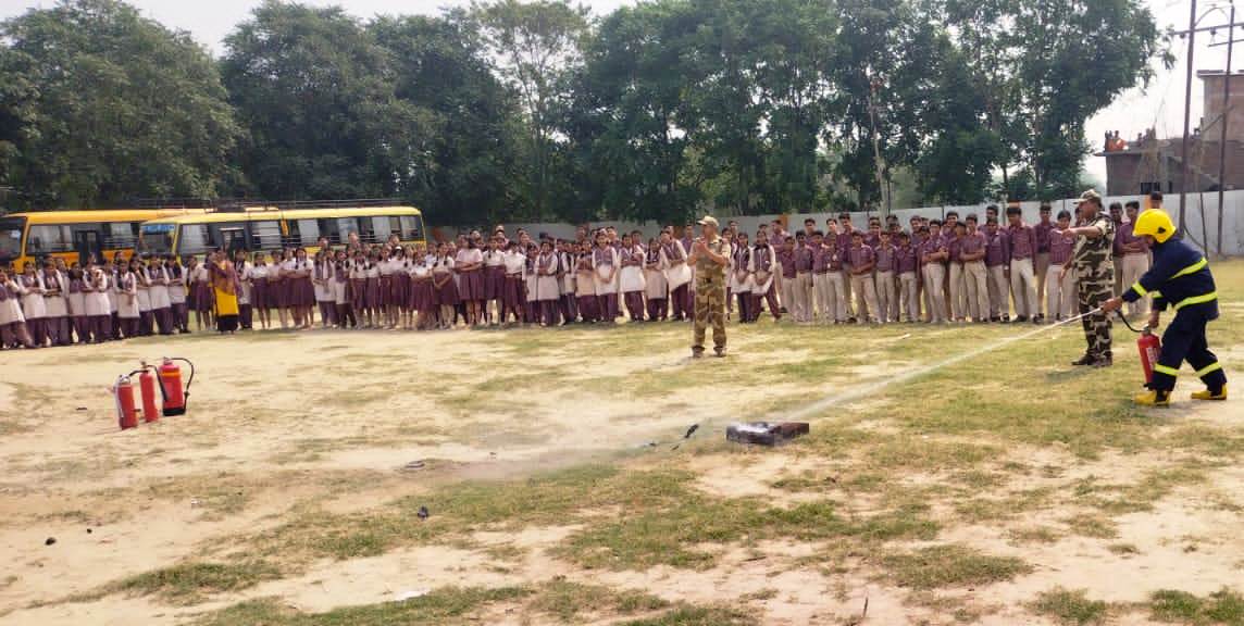 अग्नि सुरक्षा को लेकर बच्चों के बीच प्रशिक्षण सह जागरूकता कार्यक्रम का किया गया आयोजन 4