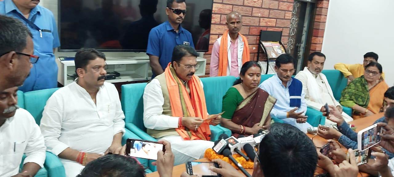 भूमिहीनों को आवास हेतु जमीन के लिए मिलेगा एक लाख की राशि - संजय सरावगी 4