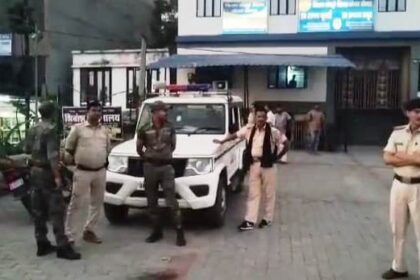 बेगूसराय में मारपीट से नाराज लोगों ने एक युवक को गोलीमार किया हत्या, मामूली विवाद को लेकर डॉक्टर के स्टाफ और काम कर रहे हैं एक युवक के साथ हुई थी मारपीट 18