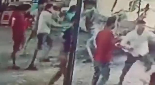 बेगूसराय में मारपीट से नाराज लोगों ने एक युवक को गोलीमार किया हत्या, मामूली विवाद को लेकर डॉक्टर के स्टाफ और काम कर रहे हैं एक युवक के साथ हुई थी मारपीट 3