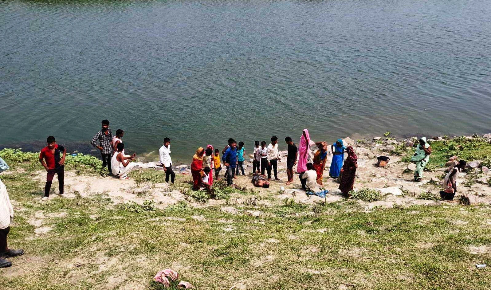 गंण्डक नदी में डुबने से एक अधेड़ व्यक्ति की मौत, परीजनों में मचा कोहराम 6