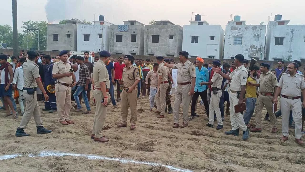 दो-दो अज्ञात युवकों का शव बरामद होने से इलाके में मचा हड़कंप, बरौनी थाना के वस्तु बिहार के पीछे खेत की घटना 3