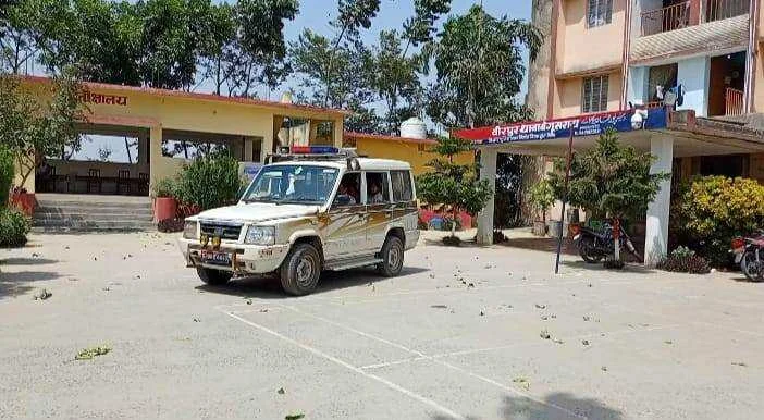 साइबर ठग युवक को पकड़कर किया पुलिस के हवाले, पुलिस मामला दर्ज कर भेजा जेल 5
