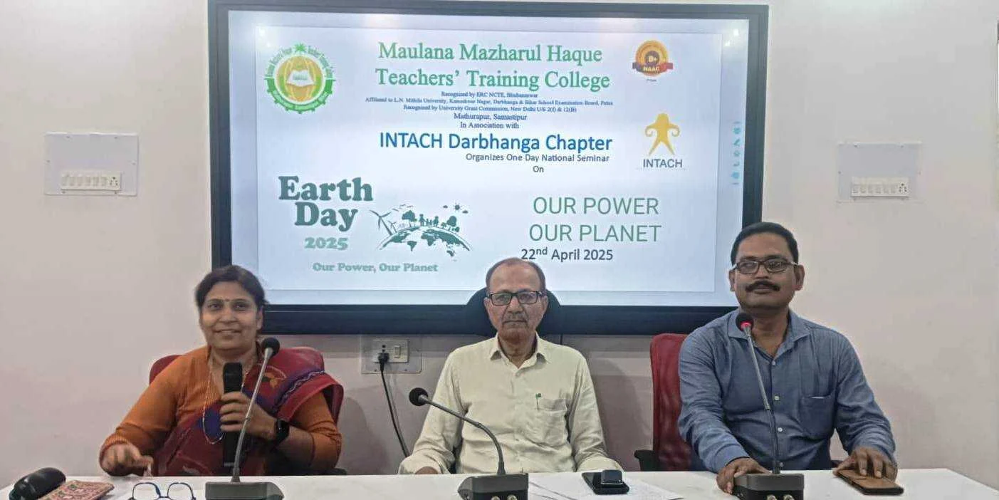 मानव जाति की रक्षा के लिए पर्यावरण संरक्षण आवश्यक – प्रो. एन. के. अग्रवाल 3