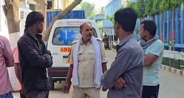 बेगूसराय में चलती ट्रेन से गिरकर एक युवक की दर्दनाक मौत, परिजनों में मचा कोहराम 2