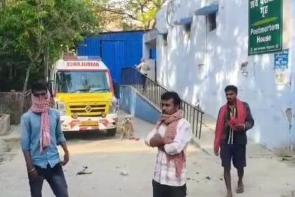 बेगूसराय में अज्ञात वाहन की ठोकर से घायल साइकिल सवार मजदुर की इलाज के दौरान हुई मौत, परिजनों में मचा कोहराम 21