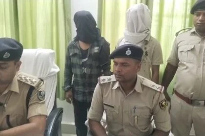 कैमूर पुलिस को मिली बड़ी कामयाबी,ढाई करोड़ के हीरोइन के साथ दो युवक को किया गिरफ्तार 20