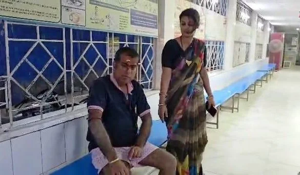 बेगूसराय में बड़े भाई ने अपने ही छोटे भाई को लोहे की रॉड से पिटाई कर किया घायल, सदर अस्पताल में भर्ती 7