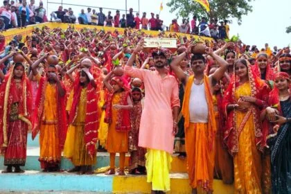 हनुमान प्रतिमा प्राण प्रतिष्ठा को लेकर निकाली गयी कलश शोभा यात्रा,351 कुंवारी कन्याओं ने लिया भाग 25