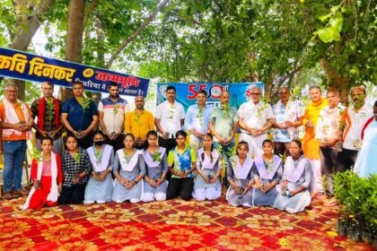 साइकिल पे सन्डे की 550 वीं यात्रा संम्पन्न, राष्ट्रकवि दिनकर के गांव सिमरिया के चौपाल पर लघु संगोष्ठी का आयोजन 32